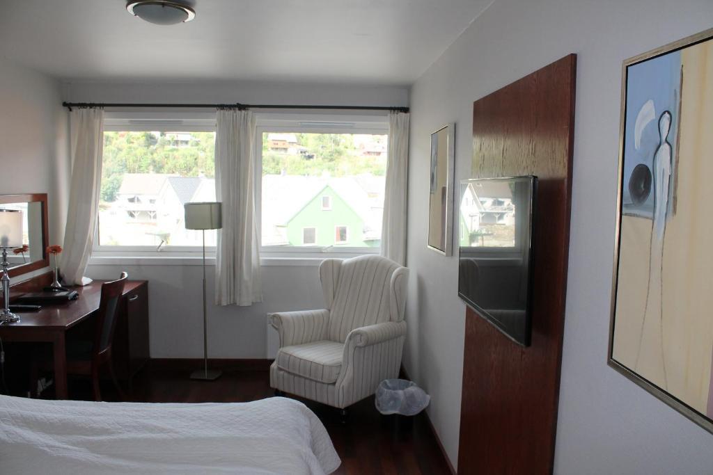 Klover Hotel Sauda ภายนอก รูปภาพ